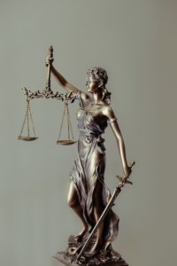 scales of justice statue